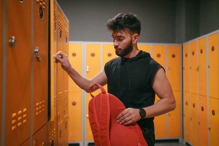 Storage Strategies for Transferring Student Athletes